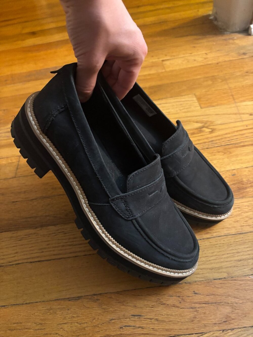 TOMS Women's Black Leather Loafers